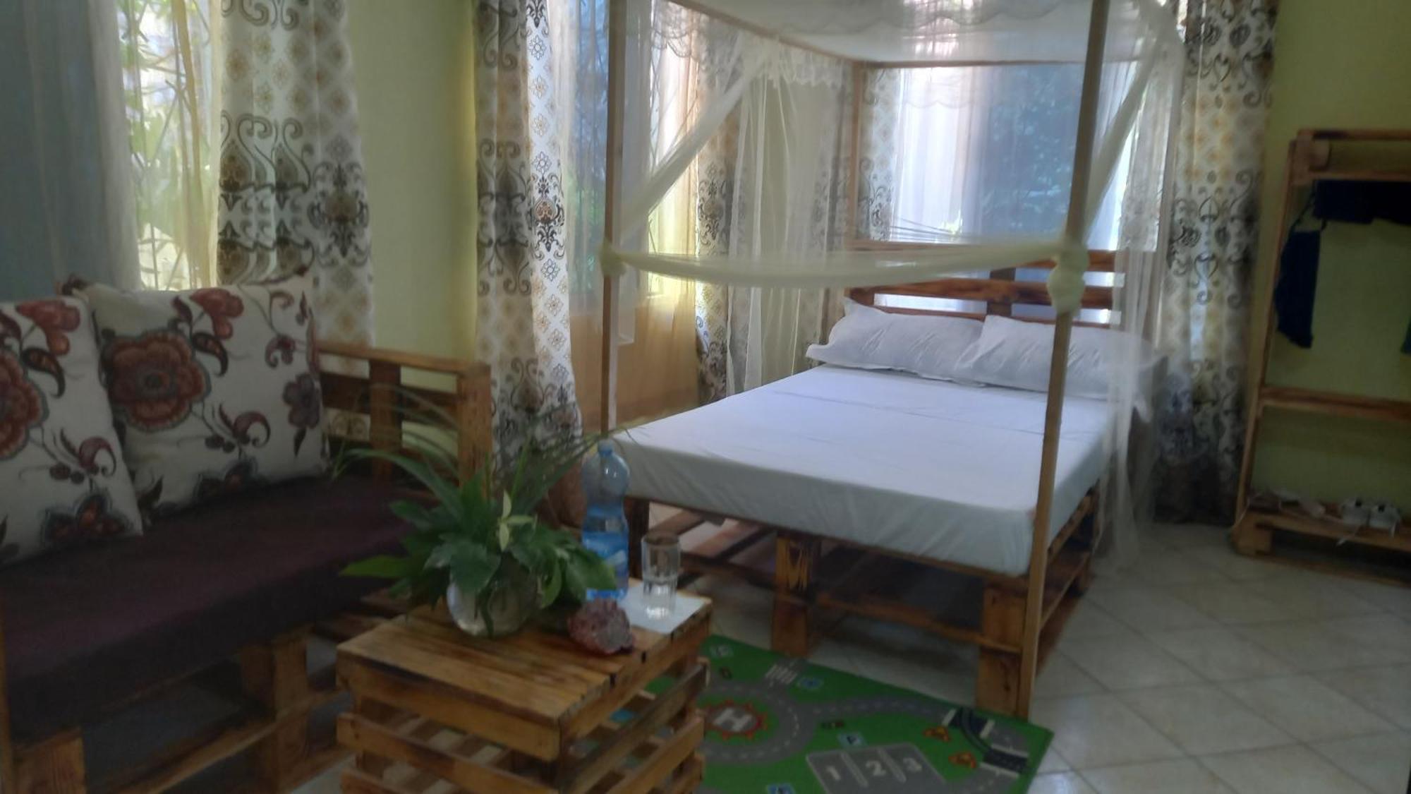 Mount Zion Guest House, Mtwapa Mtomondoni مومباسا المظهر الخارجي الصورة