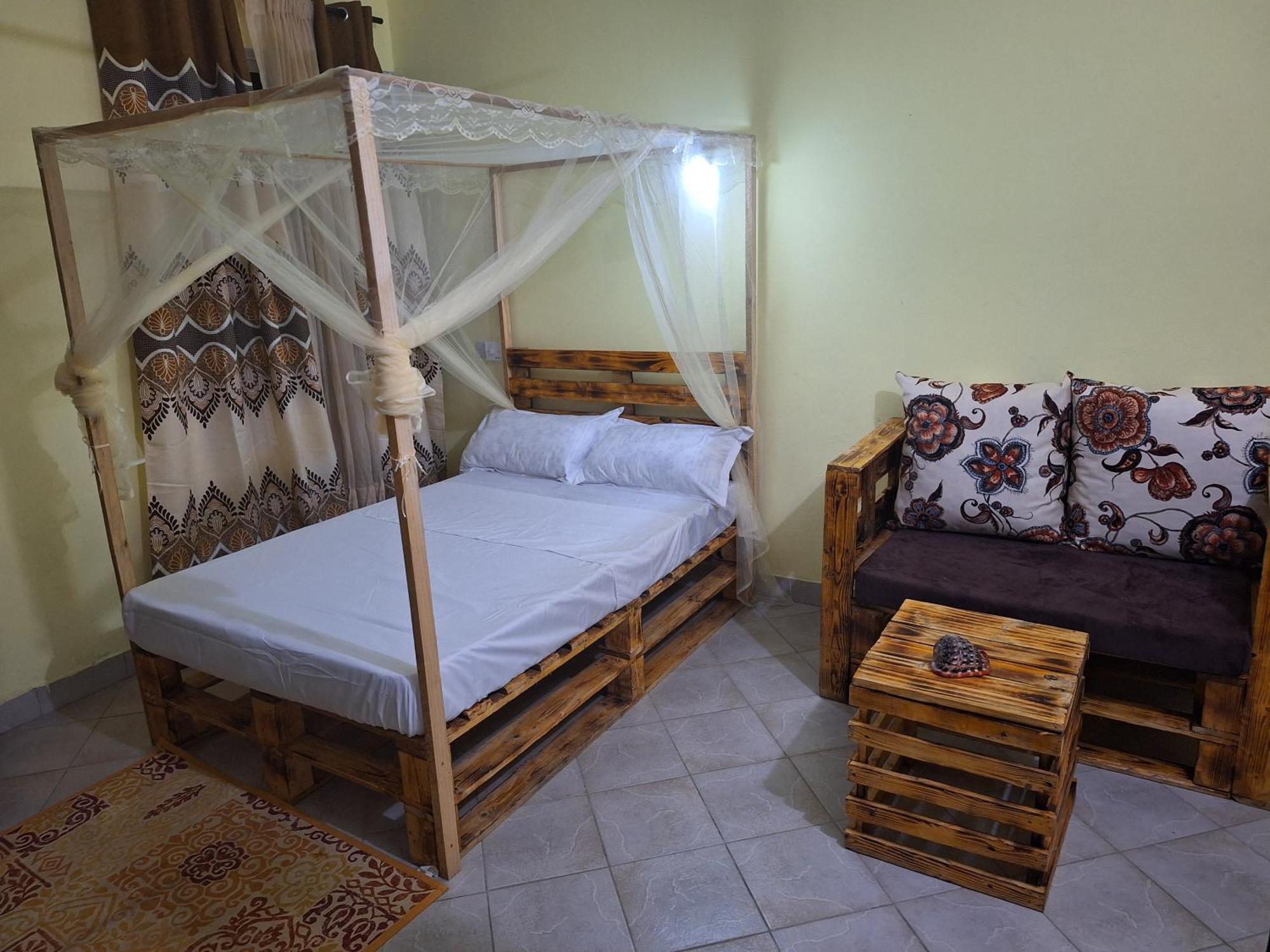 Mount Zion Guest House, Mtwapa Mtomondoni مومباسا المظهر الخارجي الصورة